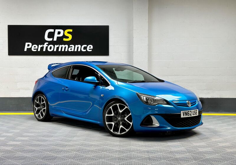 View VAUXHALL ASTRA GTC 2.0T VXR Euro 5 (s/s) 3dr