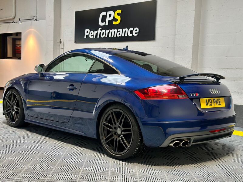 AUDI TTS