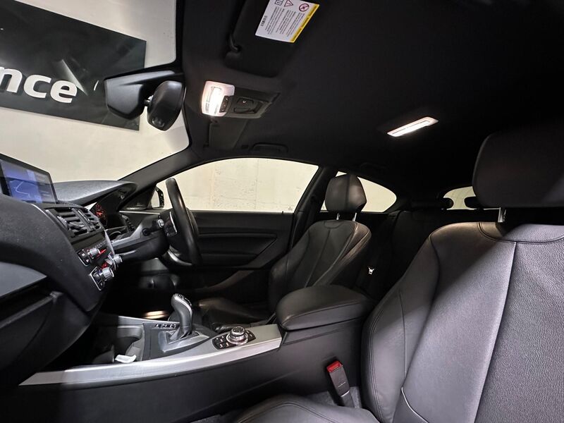 BMW 1 SERIES