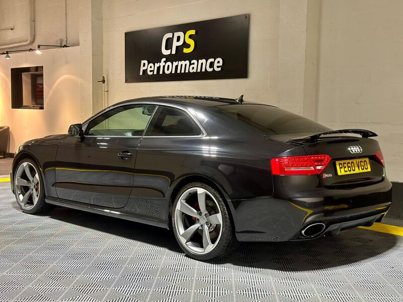 AUDI RS5