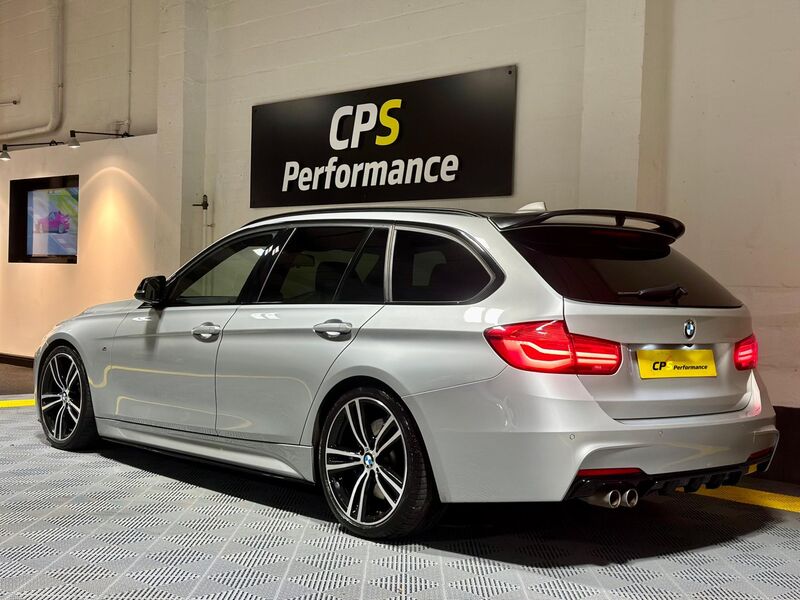 View BMW 3 SERIES 3.0 330d M Sport Shadow Edition Touring Auto Euro 6 (s/s) 5dr