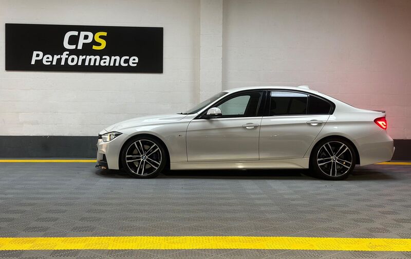 View BMW 3 SERIES 3.0 335d M Sport Shadow Edition Auto xDrive Euro 6 (s/s) 4dr