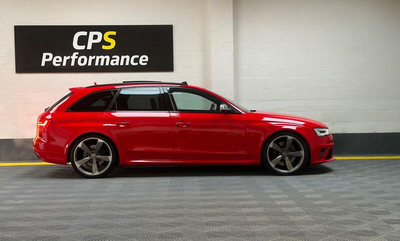 View AUDI RS4 4.2 FSI V8 S Tronic quattro Euro 5 5dr