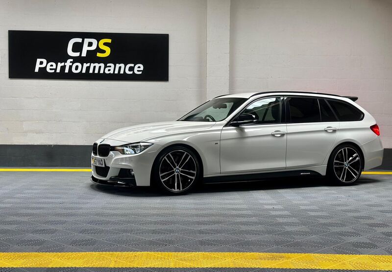 View BMW 3 SERIES 3.0 330d M Sport Shadow Edition Touring Auto xDrive Euro 6 (s/s) 5dr