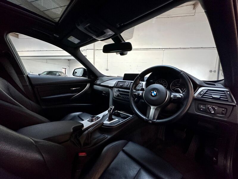 BMW 3 SERIES