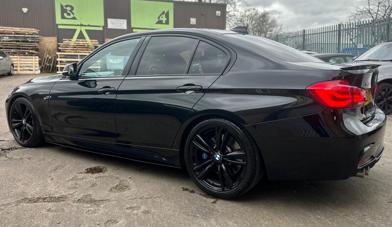 BMW 3 SERIES