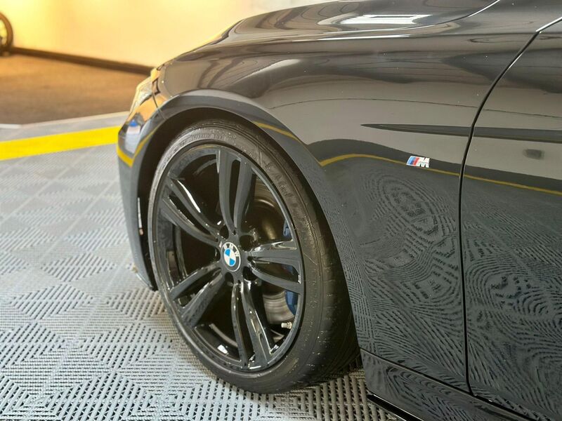 View BMW 3 SERIES 3.0 335d M Sport Auto xDrive Euro 6 (s/s) 4dr
