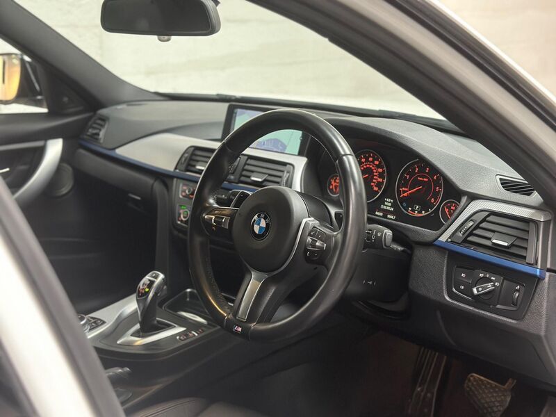 BMW 3 SERIES