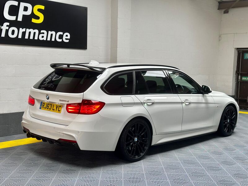 BMW 3 SERIES