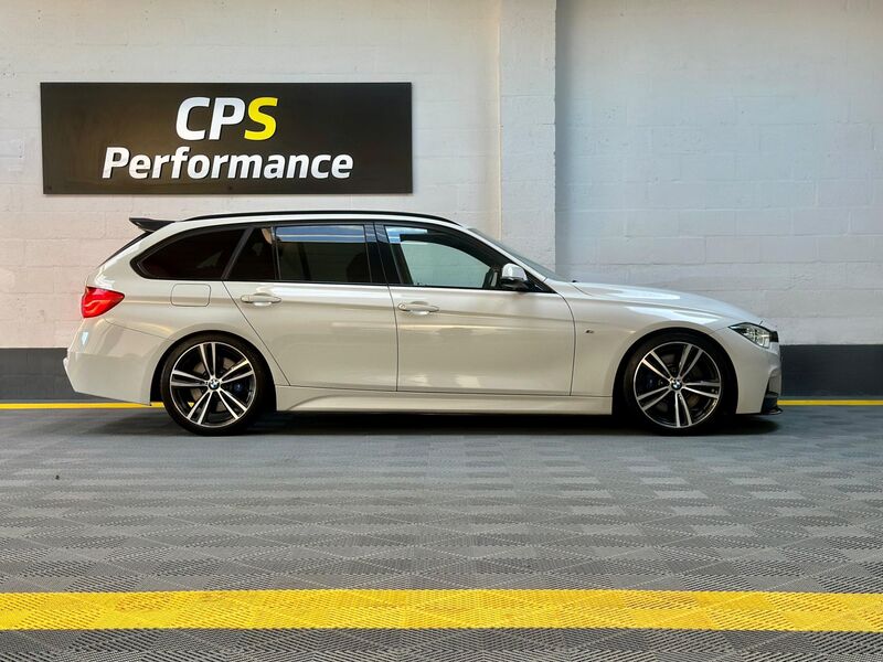 BMW 3 SERIES