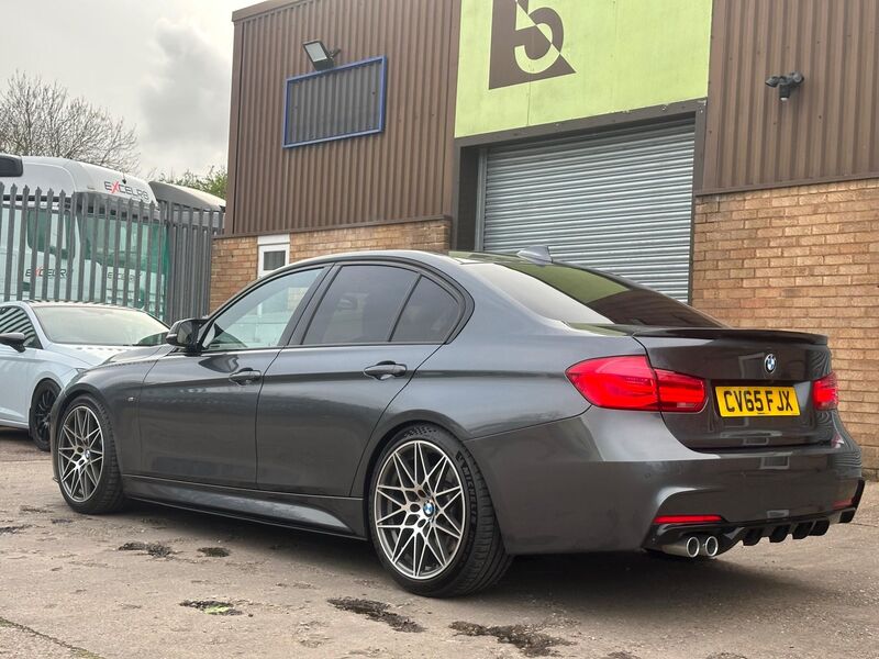 BMW 3 SERIES