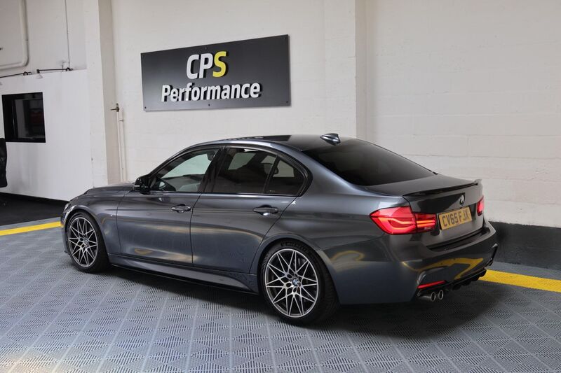 BMW 3 SERIES