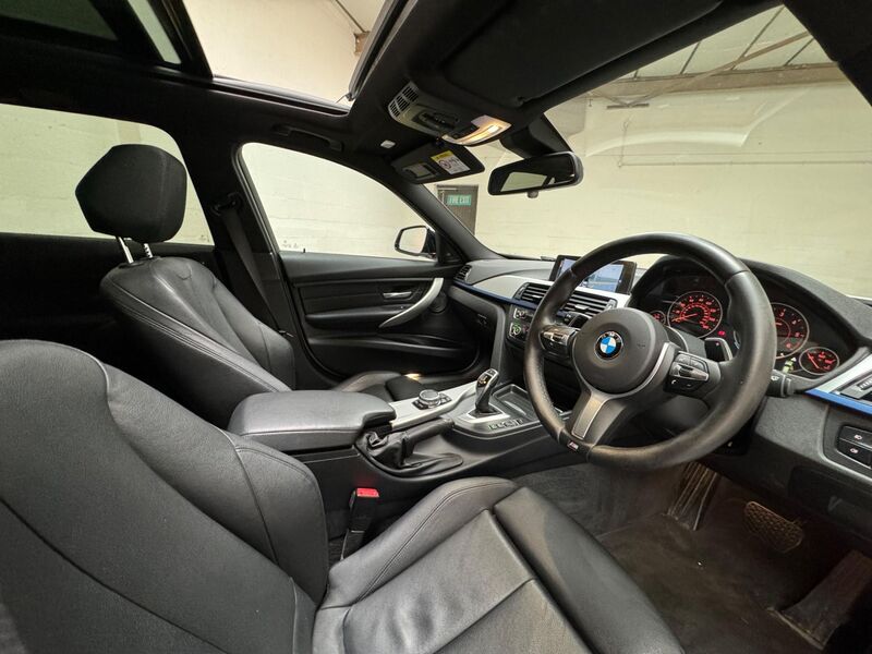 BMW 3 SERIES