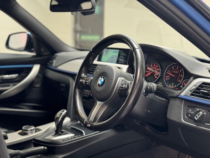 BMW 3 SERIES