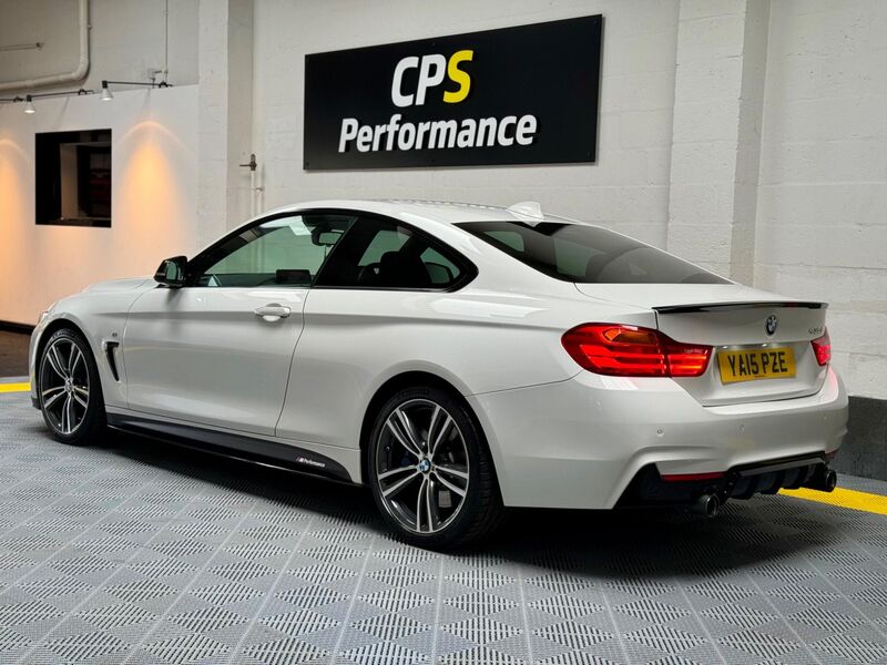 BMW 4 SERIES