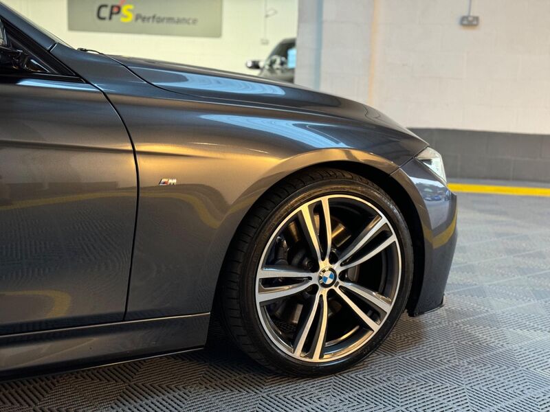 BMW 3 SERIES