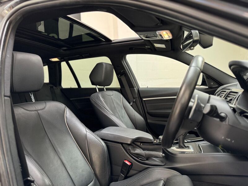 BMW 3 SERIES