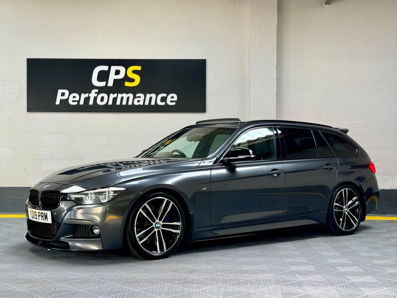 View BMW 3 SERIES 3.0 330d M Sport Shadow Edition Touring Auto xDrive Euro 6 (s/s) 5dr