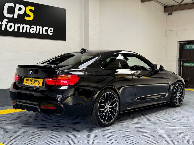 BMW 4 SERIES