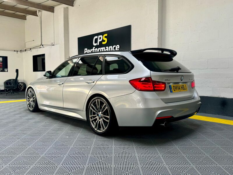 BMW 3 SERIES