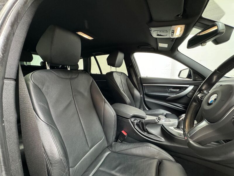BMW 3 SERIES