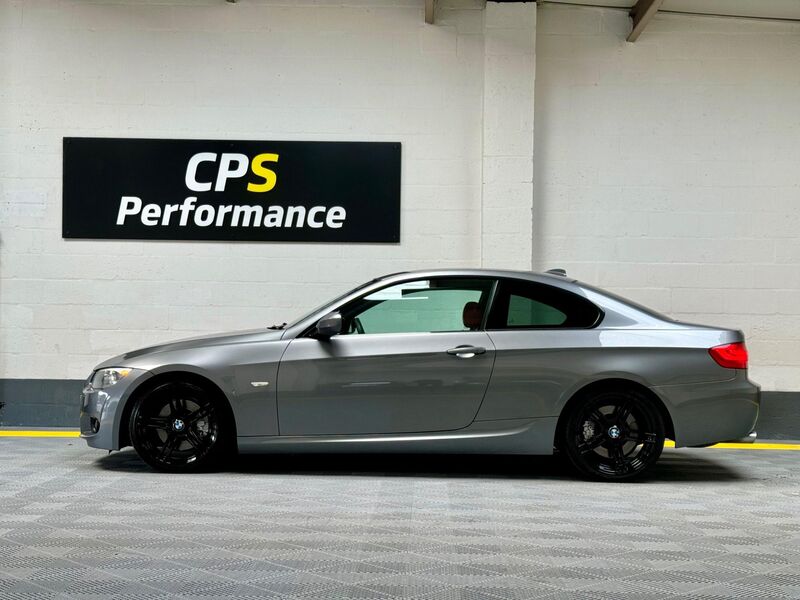 BMW 3 SERIES