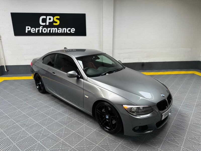 BMW 3 SERIES