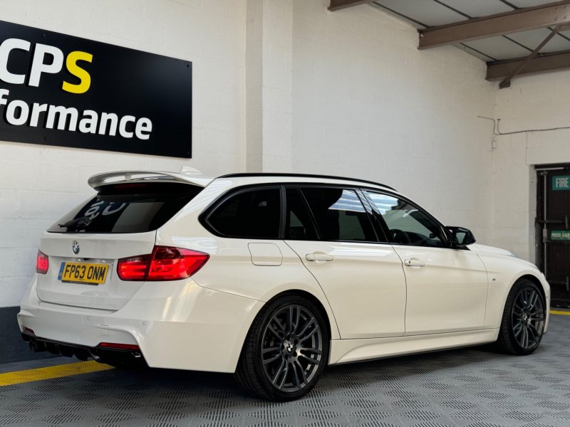 BMW 3 SERIES