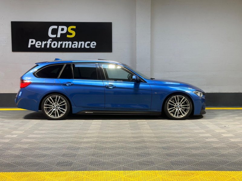 BMW 3 SERIES
