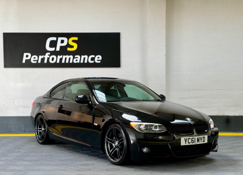 View BMW 3 SERIES 3.0 330d M Sport Steptronic Euro 5 2dr