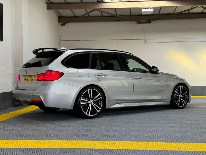 BMW 3 SERIES