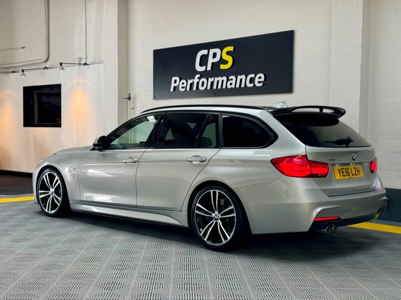 BMW 3 SERIES