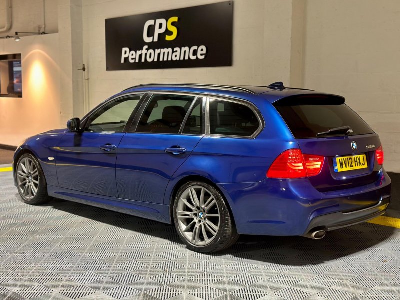 BMW 3 SERIES