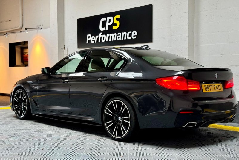 BMW 5 SERIES