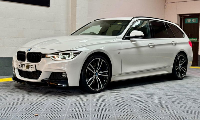 BMW 3 SERIES
