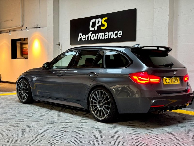 BMW 3 SERIES