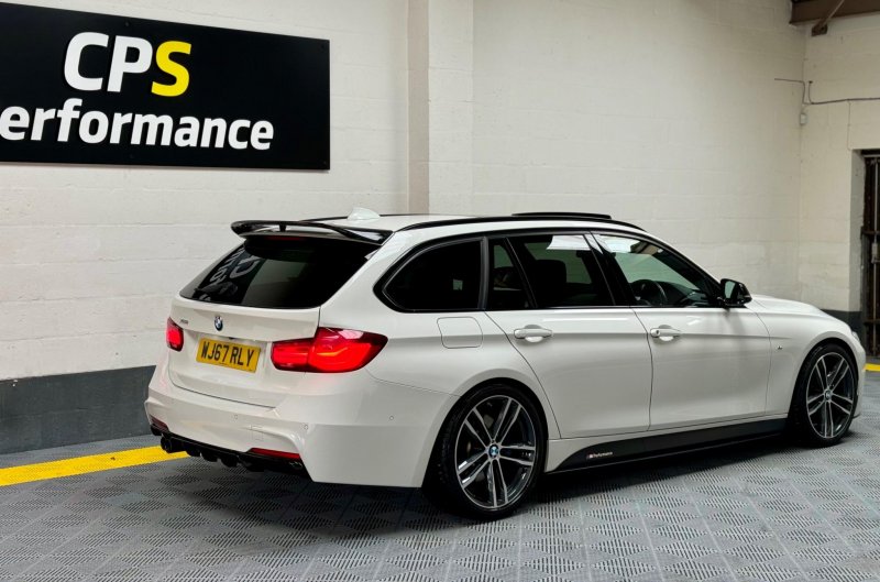 BMW 3 SERIES