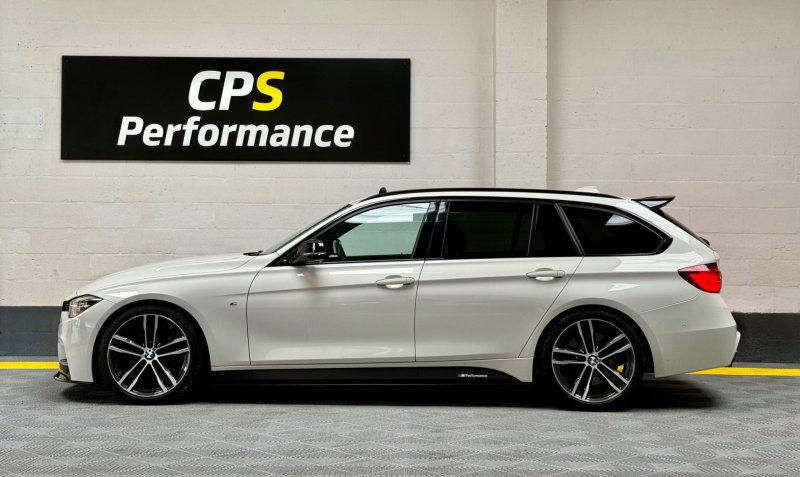 BMW 3 SERIES