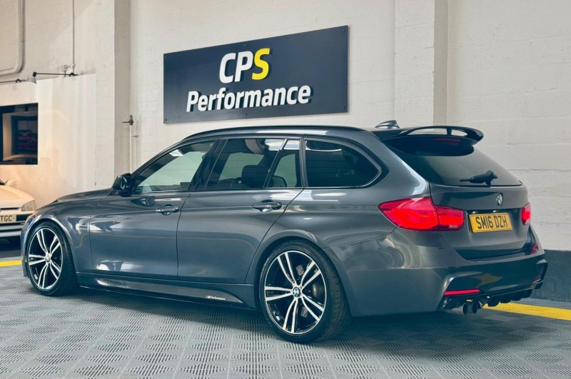 BMW 3 SERIES
