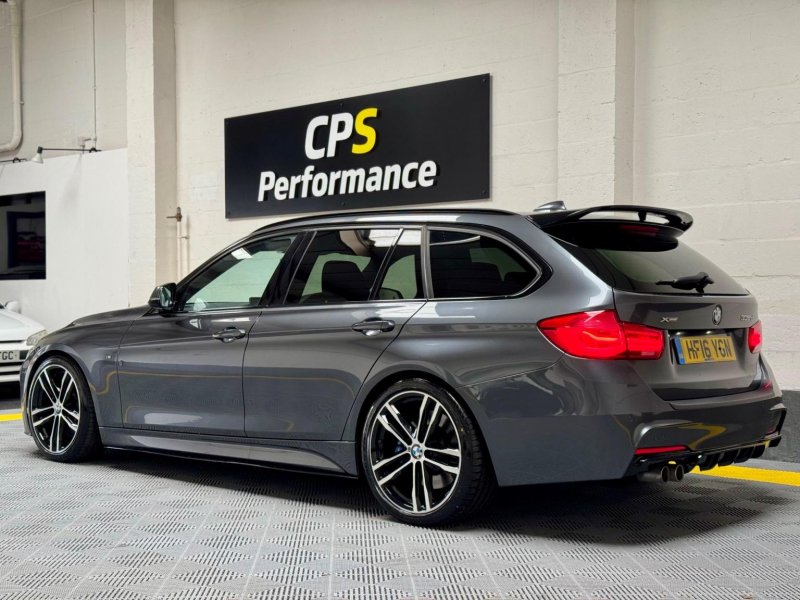 BMW 3 SERIES