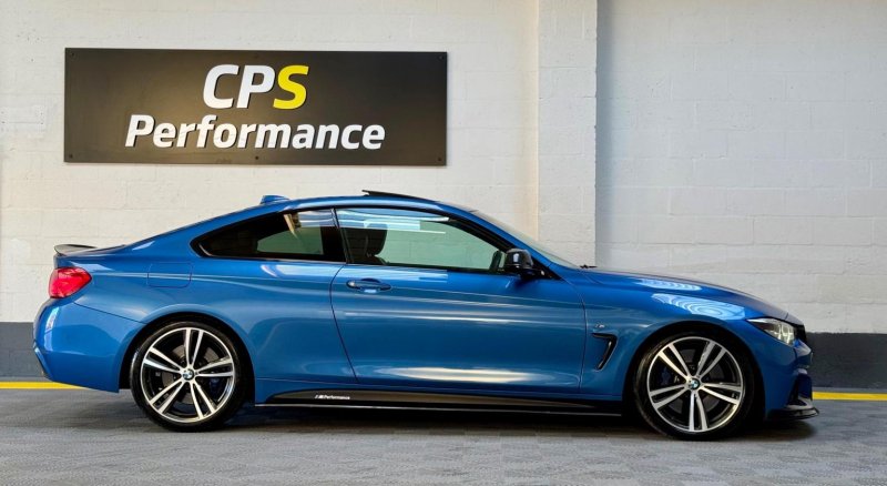 BMW 4 SERIES