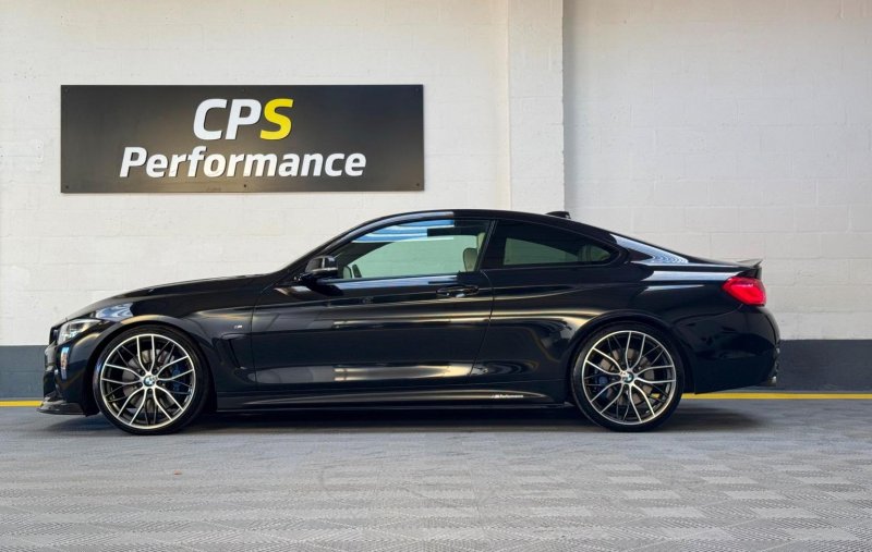 BMW 4 SERIES