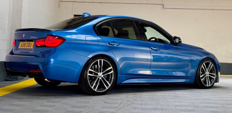 BMW 3 SERIES