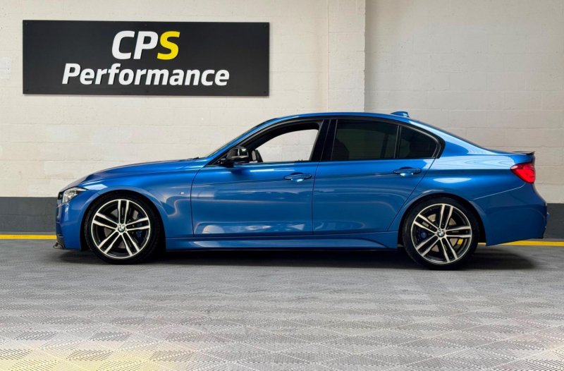 View BMW 3 SERIES 3.0 335d M Sport Shadow Edition Auto xDrive Euro 6 (s/s) 4dr