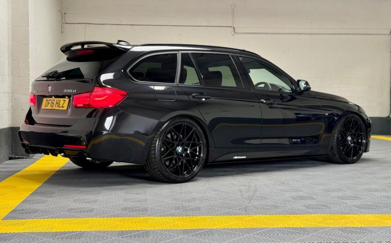 BMW 3 SERIES