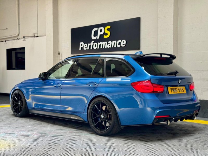 BMW 3 SERIES