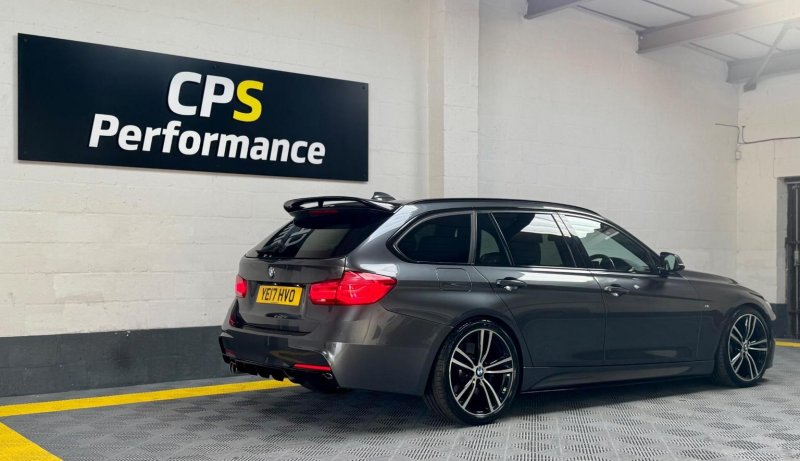 BMW 3 SERIES