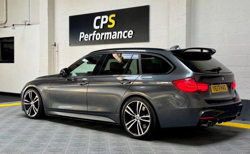 BMW 3 SERIES