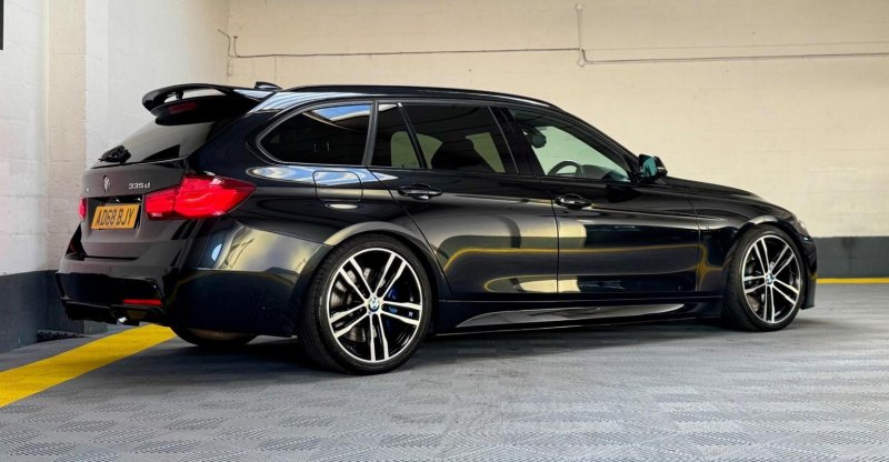 BMW 3 SERIES