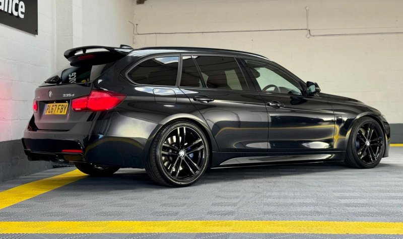 BMW 3 SERIES